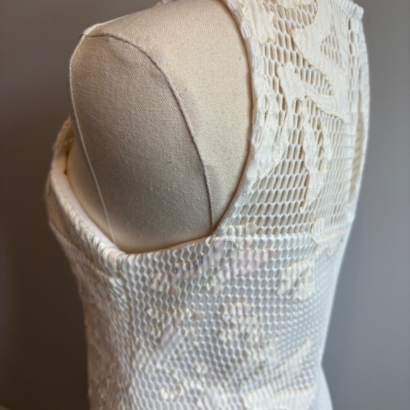 Julia Jordan, Women's White, Mesh, Floral, Sleeveless Shift dress, SZ 8 - Picture 11 of 11